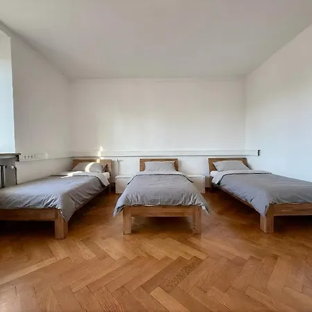 Mit Mehreren Zimmern Im Schlachthofquartier - Ideal Fuer Monteure * Аугсбург