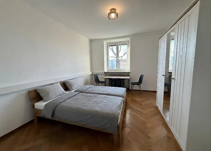 Mit Mehreren Zimmern Im Schlachthofquartier - Ideal Fuer Monteure Séjour chez l'habitant *