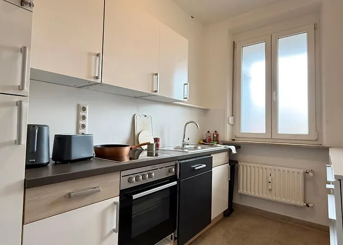 Mit Mehreren Zimmern Im Schlachthofquartier - Ideal Fuer Monteure *